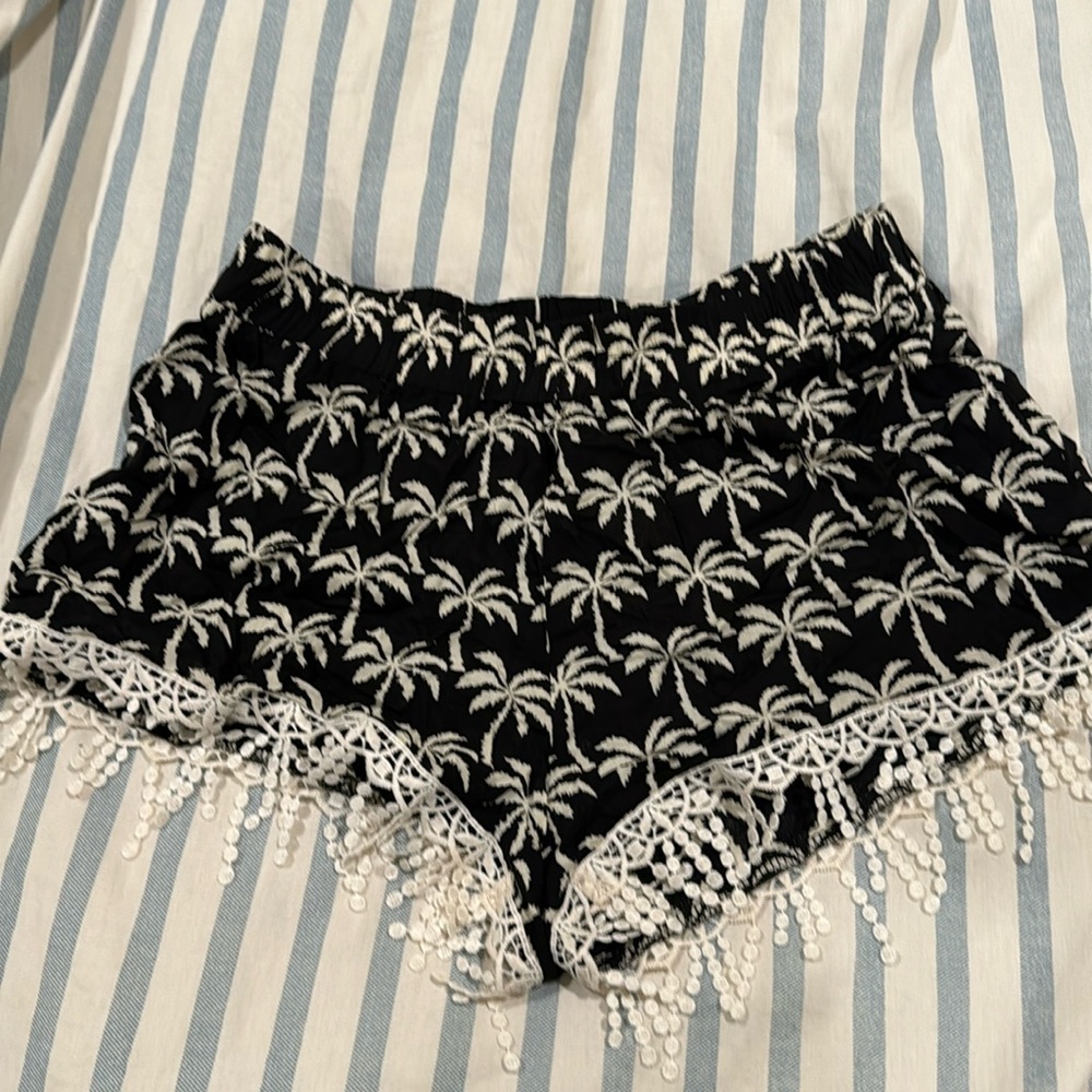 Black and white palm tree shorts with lace details